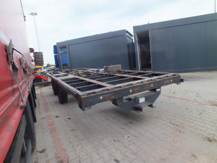 Zdjęcie przedmiotu: Box and curtain trailer with central axles WIELTON PC2