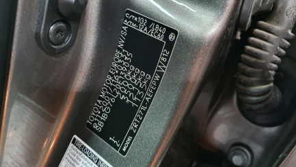 Zdjęcie przedmiotu: Toyota Avensis 1.8 Premium