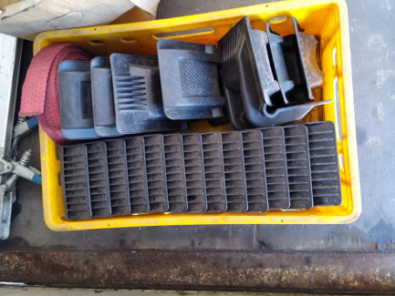 Zdjęcie przedmiotu: K&auml;ssbohrer Maxima Тентований (&laquo;фіранка&raquo;)