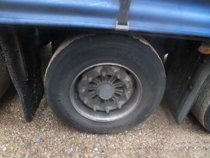 Zdjęcie przedmiotu: AUKCJA DNIA Naczepa kurtynowa MEGA KASSBOHRER MEGA ME