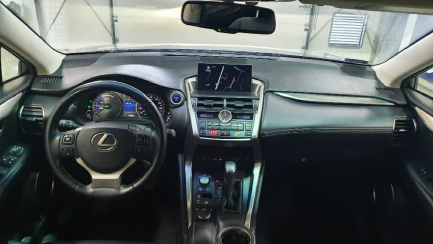 Zdjęcie przedmiotu: Lexus Nx SUV