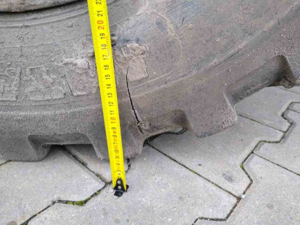 Zdjęcie przedmiotu: KRAMER 5085T / 353 telehandler