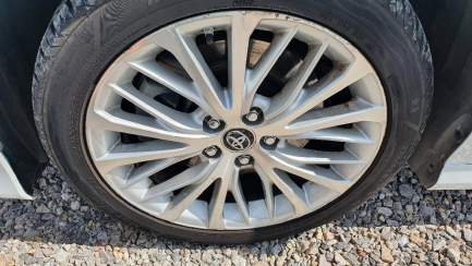 Zdjęcie przedmiotu: Toyota Camry 2.5 Hybrid Executive CVT