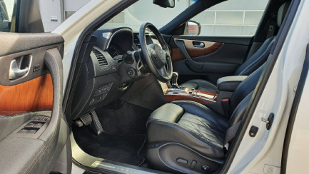 Zdjęcie przedmiotu: Infiniti Q70 SUV