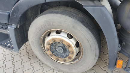 Zdjęcie przedmiotu: Iveco AS440T/P 4x2 Hi-Way