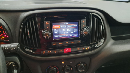 Zdjęcie przedmiotu: Fiat Doblo Cargo 1.6 M-jet E6d 2.5t SX