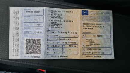 Zdjęcie przedmiotu: Toyota Prius 1.8 Hybrid Premium Pojazd zasilany LPG, Brak dokumentacji instalacji gazowej
