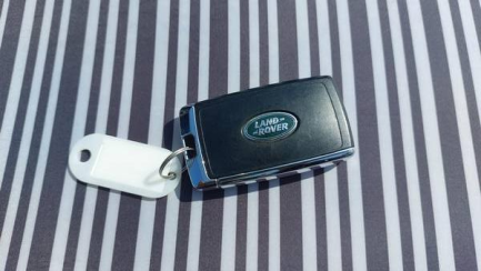 Zdjęcie przedmiotu: LAND ROVER Discovery V 2.0 SD4 HSE Aut.