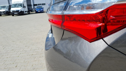 Zdjęcie przedmiotu: Toyota Corolla sedan 1.6 Comfort