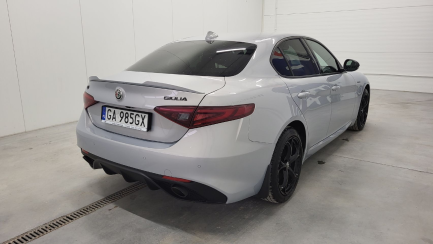 Zdjęcie przedmiotu: ALFA ROMEO Giulia 2.0 Turbo Veloce aut