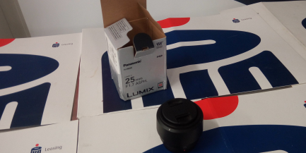 Zdjęcie przedmiotu: PANASONIC LUMIX DMC-GX8 digital camera + Panasonic Lumix G 25mm f1.7 lens + Qudralite Stroboss 36 Olympus / Panasonic + Tripod Manfrotto Compact Action