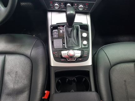 Zdjęcie przedmiotu: Audi A6