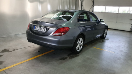 Zdjęcie przedmiotu: Mercedes-benz C 200 sedan