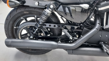 Zdjęcie przedmiotu: HARLEY-DAVIDSON Sportster Iron 883