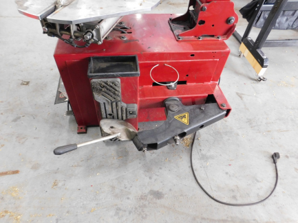 Zdjęcie przedmiotu: Tire fitting machine Werther International Polska Sp. z o.o. Titanium 200