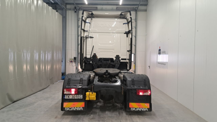 Zdjęcie przedmiotu: SCANIA R450 E6 20.1t LA 4x2 NA Highline