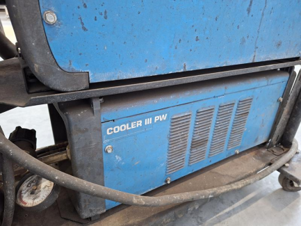 Zdjęcie przedmiotu: Модульна зварювальна система OERLIKON CitoWave III 420 + живильник DMU W500 + охолоджувач