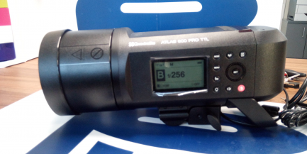 Zdjęcie przedmiotu: Quadralite Atlas 600 PRO TTL studio flash