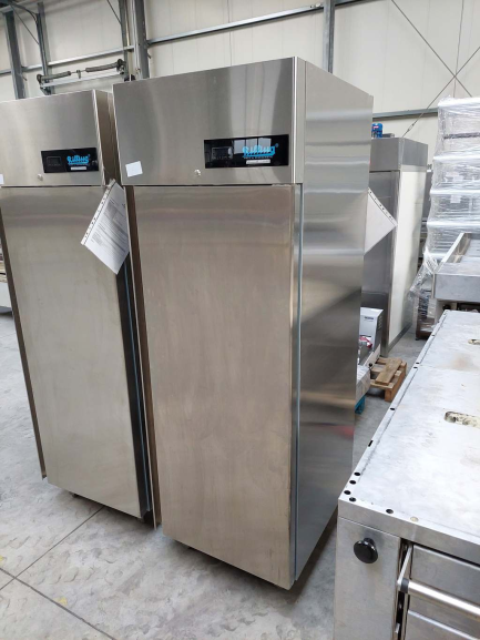Zdjęcie przedmiotu: Szafa chłodnicza Krosno-Metal Refrigerator AHKMN0690001 700L