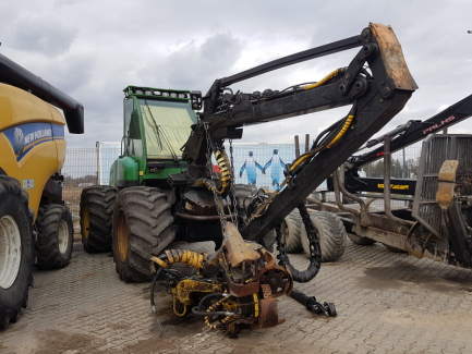 Zdjęcie przedmiotu: Harvester John Deere 770D