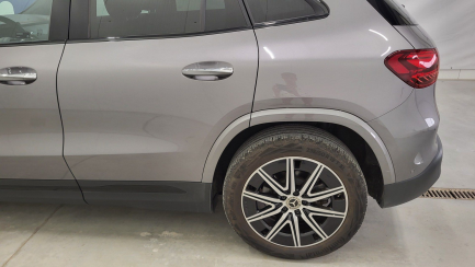 Zdjęcie przedmiotu: Mercedes-benz EQA 300 66.5kWh 4-Matic AMG Line