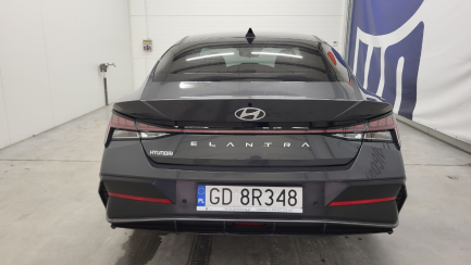 Zdjęcie przedmiotu: Hyundai Elantra 1.6 Smart