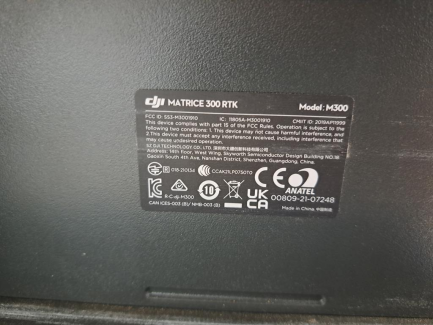 Zdjęcie przedmiotu: DJI MATRICE 300 RTK drone with equipment