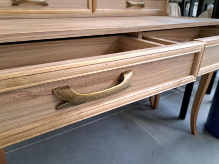 Zdjęcie przedmiotu: Dressing table with drawers &ndash; 14 pcs