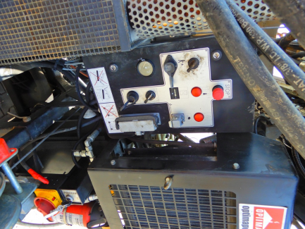 Zdjęcie przedmiotu: Drilling rig TRACO-TECHNIK GmbH & Co.KG GEODRILL GRD-4R with washer