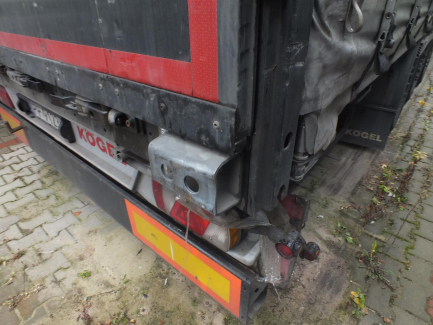 Zdjęcie przedmiotu: KOGEL S24-1 curtain semi-trailer