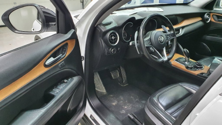 Zdjęcie przedmiotu: ALFA ROMEO Stelvio 2.0 Turbo First Edition Q4 aut