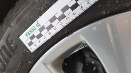 Zdjęcie przedmiotu: Toyota Camry 2.5 Hybrid Comfort CVT