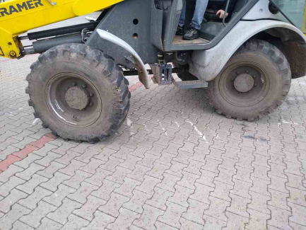 Zdjęcie przedmiotu: KRAMER 5085T / 353 telehandler