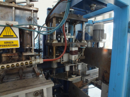 Zdjęcie przedmiotu: GENERAL PLASTICS GB-P50T GB-P50T pneumatic bottler