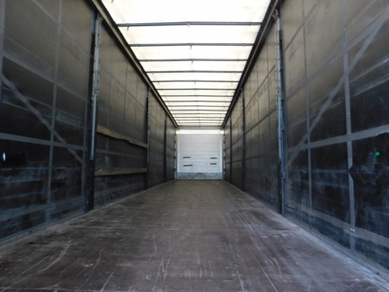Zdjęcie przedmiotu: SCHMITZ CARGOBULL AG S01, SCS 24 / L-13.62 E B curtain semi-trailer