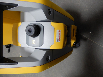 Zdjęcie przedmiotu: Tachimetr robotyczny Trimble S5 2"  DR PLUS