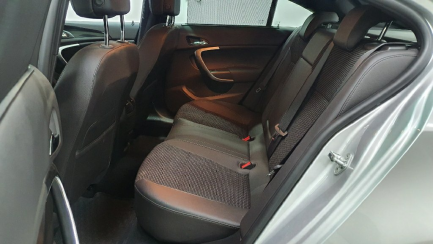 Zdjęcie przedmiotu: Opel Insignia 2.0 T Cosmo aut EU6 A Hatchback 13-17