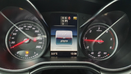 Zdjęcie przedmiotu: Mercedes-benz 250 (BlueTEC) d 7G-Tronic (long)