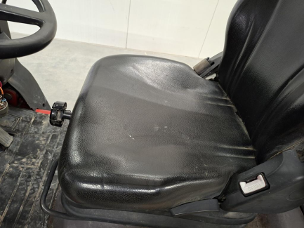 Zdjęcie przedmiotu: W&oacute;zek widłowy HANGCHA CPQD25N-RW22 + Chwytak rurowy do blok&oacute;w pianki Malik MFMS20D-080A