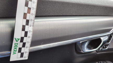 Zdjęcie przedmiotu: Volvo S90 D4 Momentum aut Oświadczenie o utracie DR