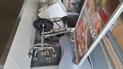 Zdjęcie przedmiotu: PRZYCZEPA GASTRONOMICZNA ZP TRAILERS ZP352 Oświadczenie o utracie DR