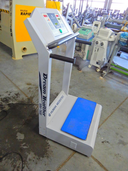 Zdjęcie przedmiotu: HUMAN MEDEXTEC CO., LTD. Vibrating platform MM-7500 Dream Healther