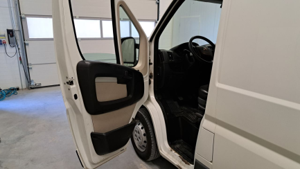 Zdjęcie przedmiotu: Citroen Jumper 35 2.0 BlueHDi 35 L2H2 E6 3.5t