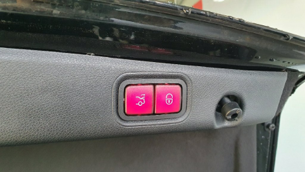 Zdjęcie przedmiotu: Mercedes-benz E 300