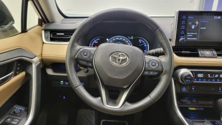 Zdjęcie przedmiotu: Toyota RAV4 2.5 Hybrid Executive 4x4