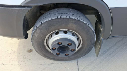 Zdjęcie przedmiotu: Iveco DAILY HI-MATIC E6e 7.2t