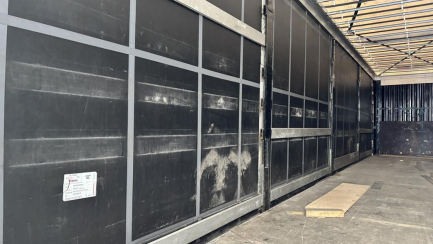 Zdjęcie przedmiotu: KASSBOHRER MEGA