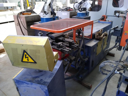 Zdjęcie przedmiotu: Jiangsu Hefeng Mechanical Making Co., Ltd. (China) DW50NC. Hydraulic bending machine