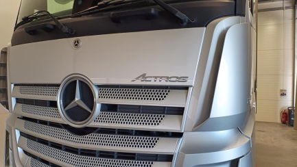 Zdjęcie przedmiotu: Mercedes-Benz Actros 1845 LS E6 18.0t
