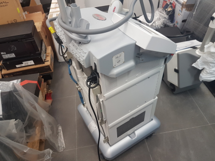 Zdjęcie przedmiotu: PALOMAR VECTUS hair removal laser